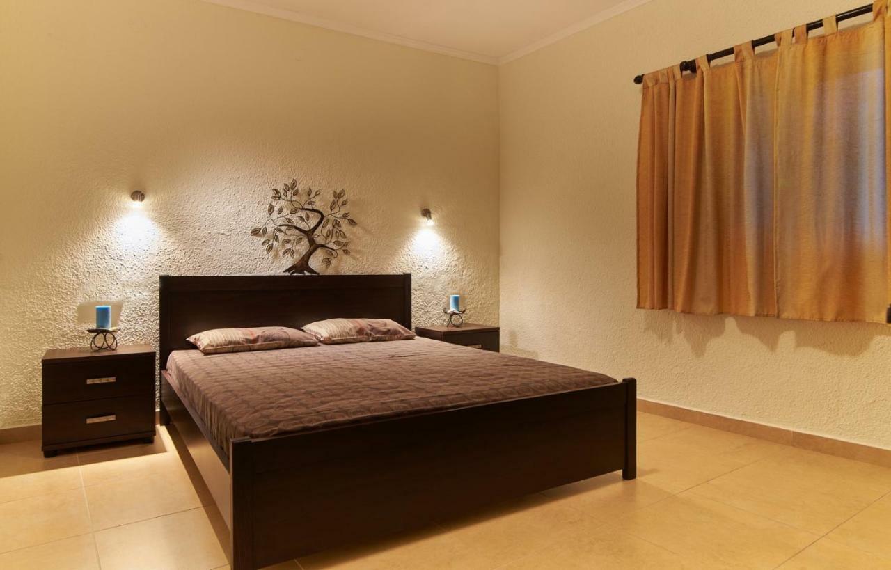 Sunset Studios - Suites With Seaview & Back Side Apartements Toroni Exterior photo